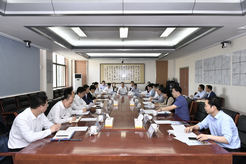 姚庆国会见中石化经纬有限公司党委书记、总经理吴柏志