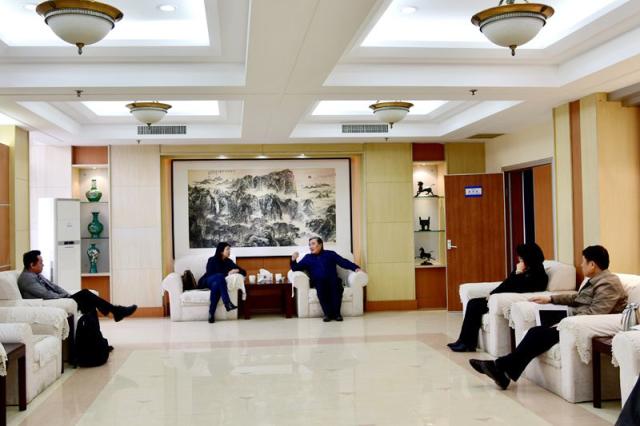 姚庆国会见新松教育科技集团客人 山东科技大学